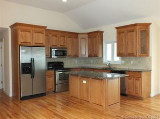 297 Main St S, Bethlehem, CT 06751