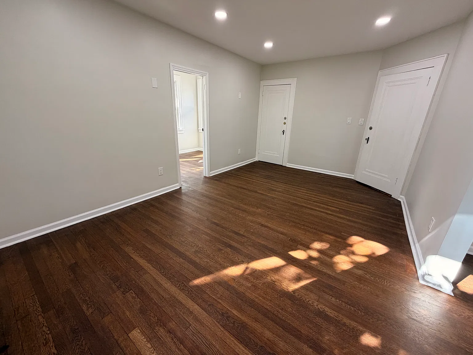 2 bed, 2208 sqft, $2,500 — Photo 4