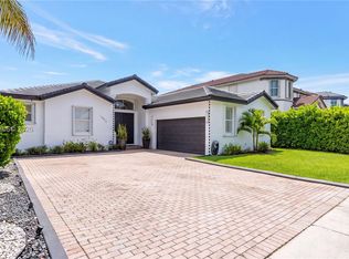 14918 SW 10th St, Miami, FL 33194