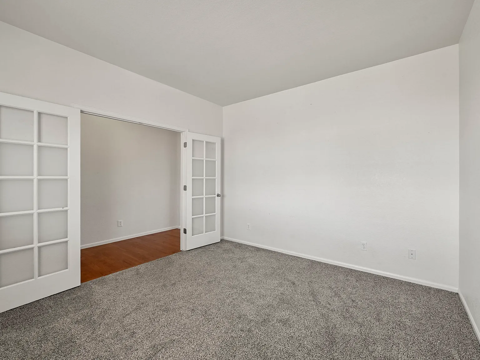 5 bed, 3.5 bath, 3472 sqft, $2,600 — Photo 4