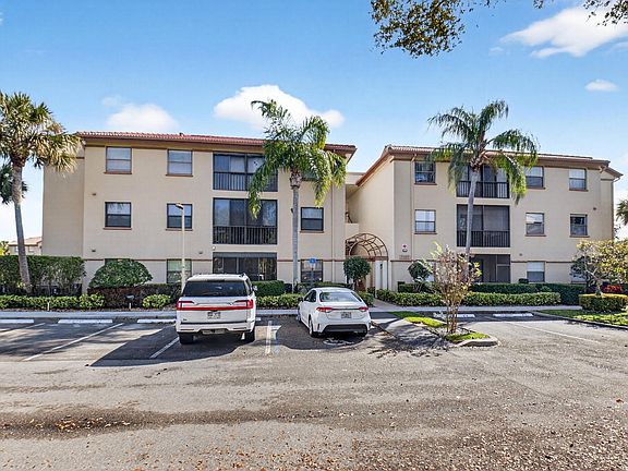 2nd image of 5099 Splendido Court #X