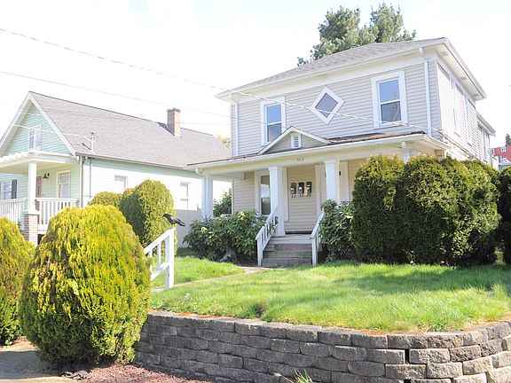 2nd image of 5616 Brooklyn Ave NE #C