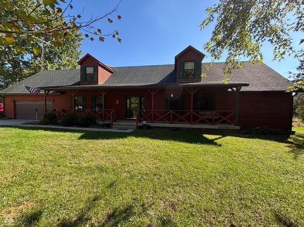 3335 S Whitehorse Rd, Nashville, IN 47448