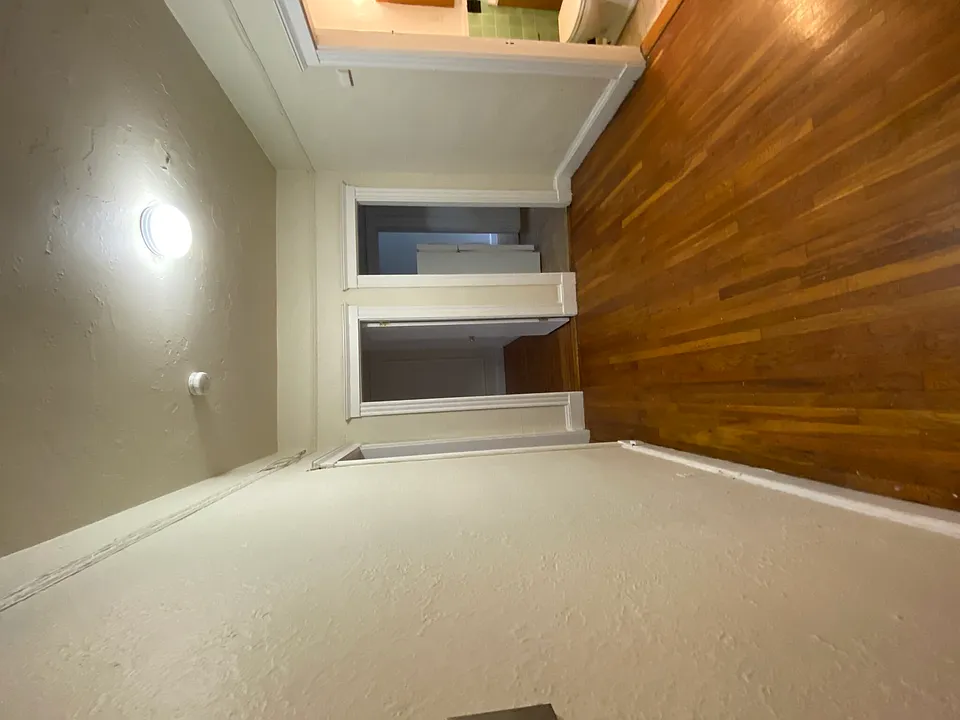 70 Chiswick Rd #6