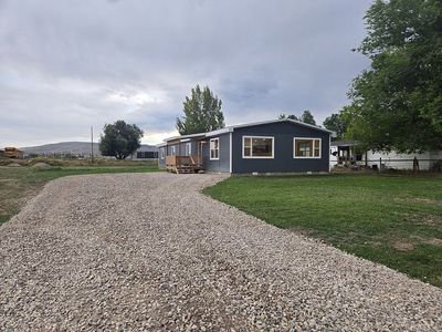 55 Western Ave, Lander, WY, 82520