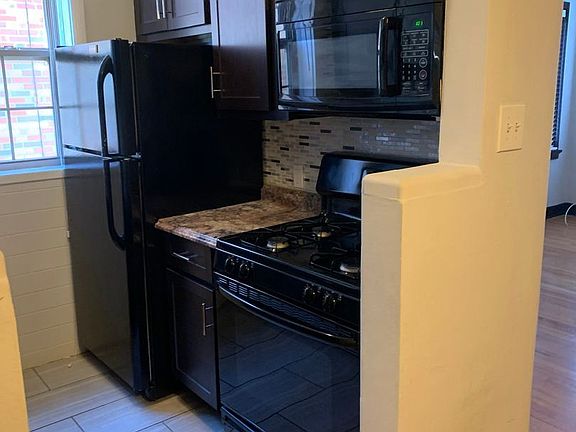 2nd image of 6326 Sutherland Ave APT 2E