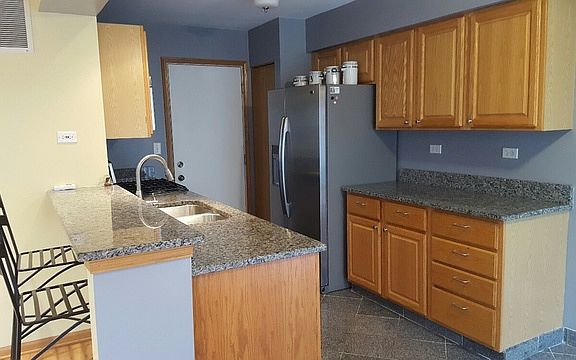 5th image of 1404 E Baronet Ln