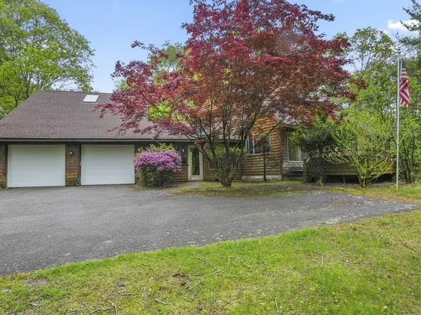 4 Fiske Mill Rd, Upton, MA 01568