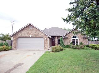 1500 Aspen Dr, Tahlequah, OK 74464