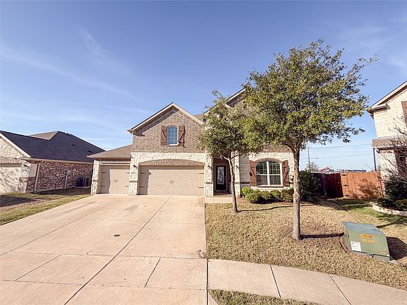 2nd image of 328 Callaghan Dr