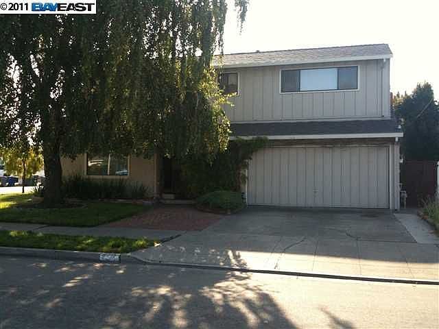 1st image of 958 Arguello Dr
