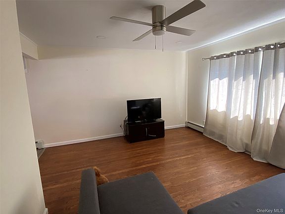 3rd image of 661 Tabor Place
