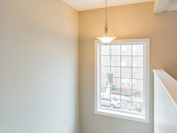 4th image of 15139 Kentshire Dr #483