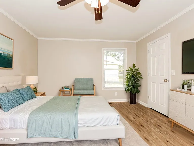 2409 Racquet Club Dr — Photo 12