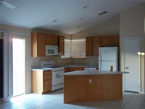 3rd image of 5933 Coleman St #0