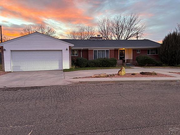 2nd image of 77 Circle Dr