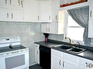 1508 N Orchard Ave, Hutchinson, KS 67501