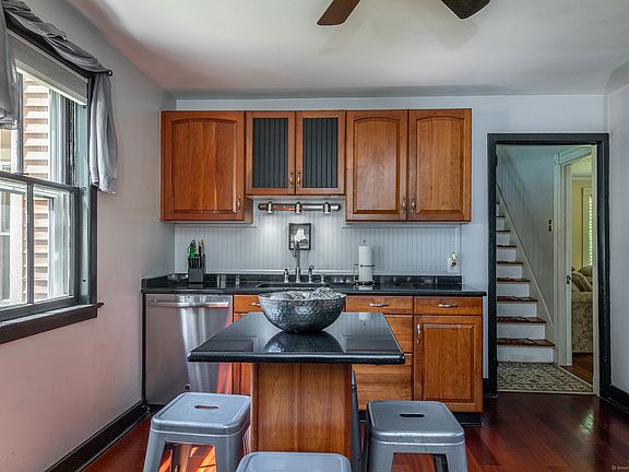 5th image of 14 Cook Street