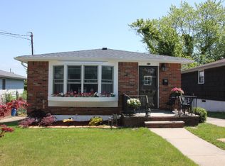 93 Preston Ave, Staten Island, NY 10312