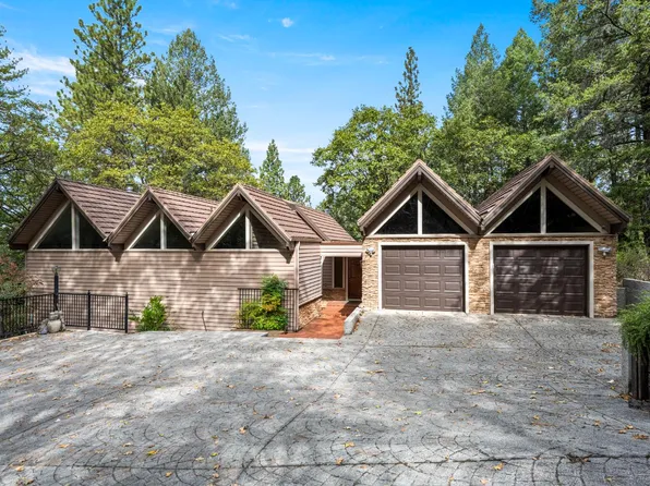 1942 Blue Bell Ct, Cool, CA 95614