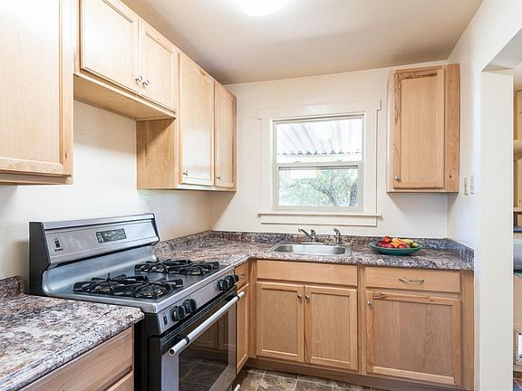 3rd image of 2800 SW Dutton Meadow