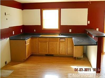 5th image of 3243 Aldrich Ave N