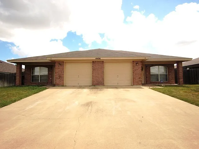 4406 July Dr — Photo 1