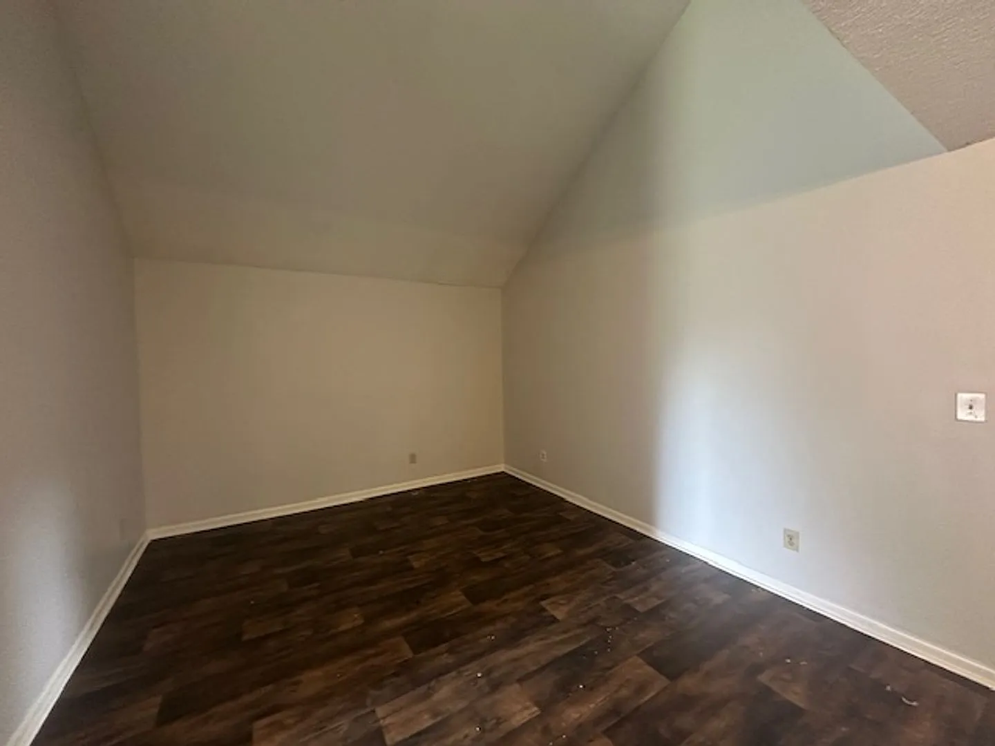30 Rosewood Court — Photo 3