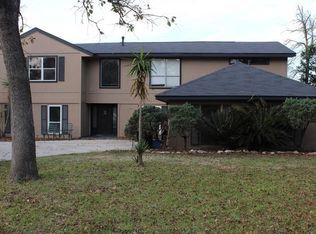 905 Brook Forest Dr, Conroe, TX 77385