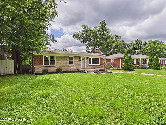 2nd image of 8475 Robbins Rd