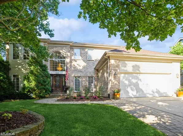 340 W Hampshire Dr, Bloomingdale, IL 60108