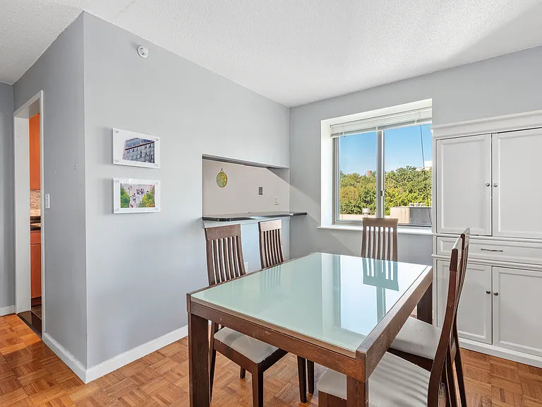 300 W 135th St #8B — Photo 2