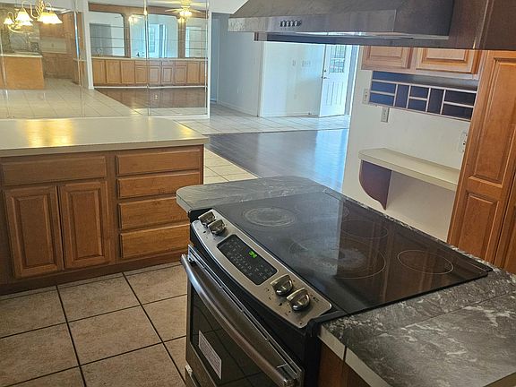 3rd image of 5097 40th St S