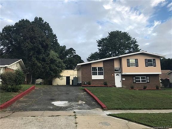 2nd image of 6638 Covecreek Dr