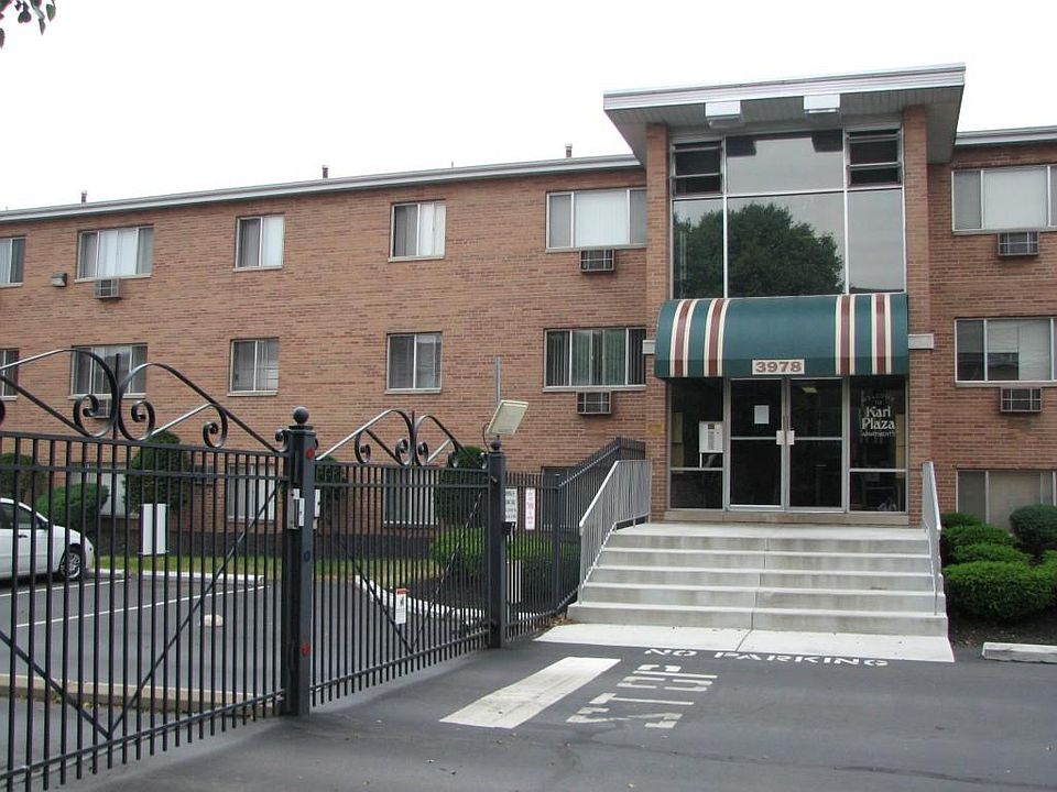 Building Photo 3
