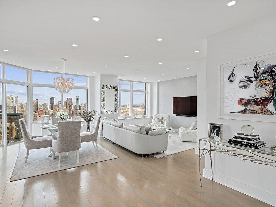 1st image of 188 E 64th St APT 3601