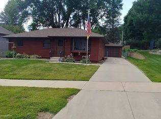 508 28th St NW, Rochester, MN 55901