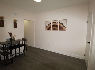 1017 Pine St APT 1R, Philadelphia, PA 19107