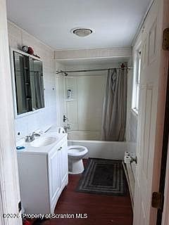 3rd image of 1502 Prospect Ave