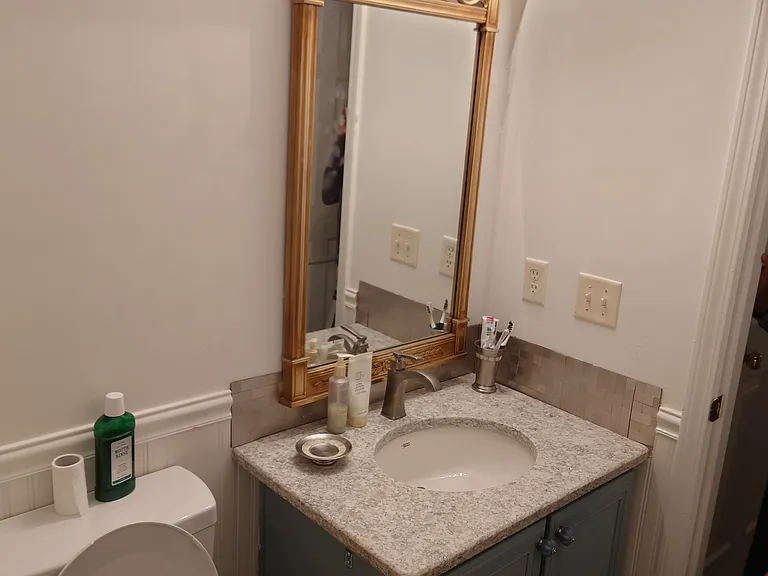 8 Leeward Ct — Photo 5