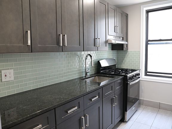 4th image of 30-70 48th St #2J
