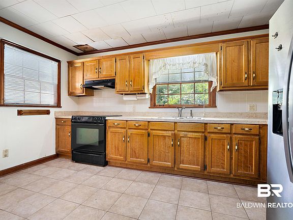 5th image of 5405 Dogwood Ct