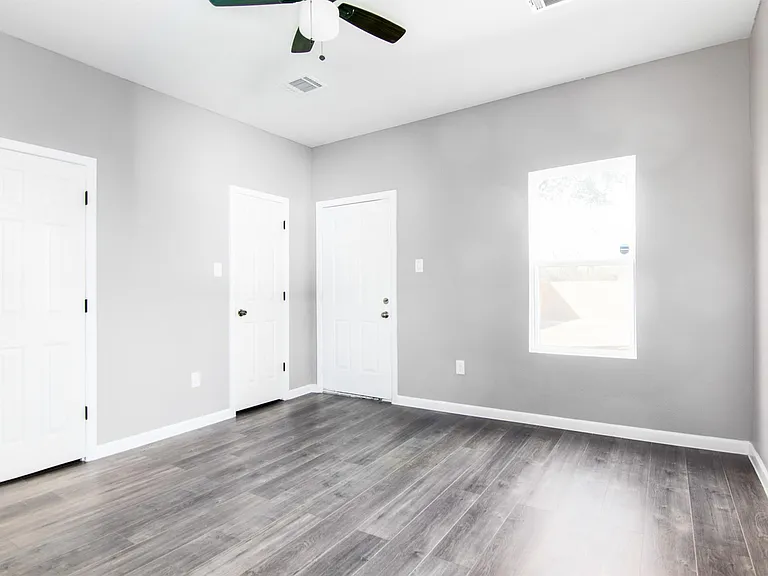 1709 Stevens St — Photo 13