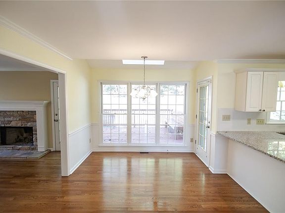 5th image of 2767 Wyndcliff Way