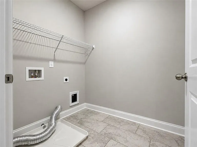 4393 Valtek Ct — Photo 18