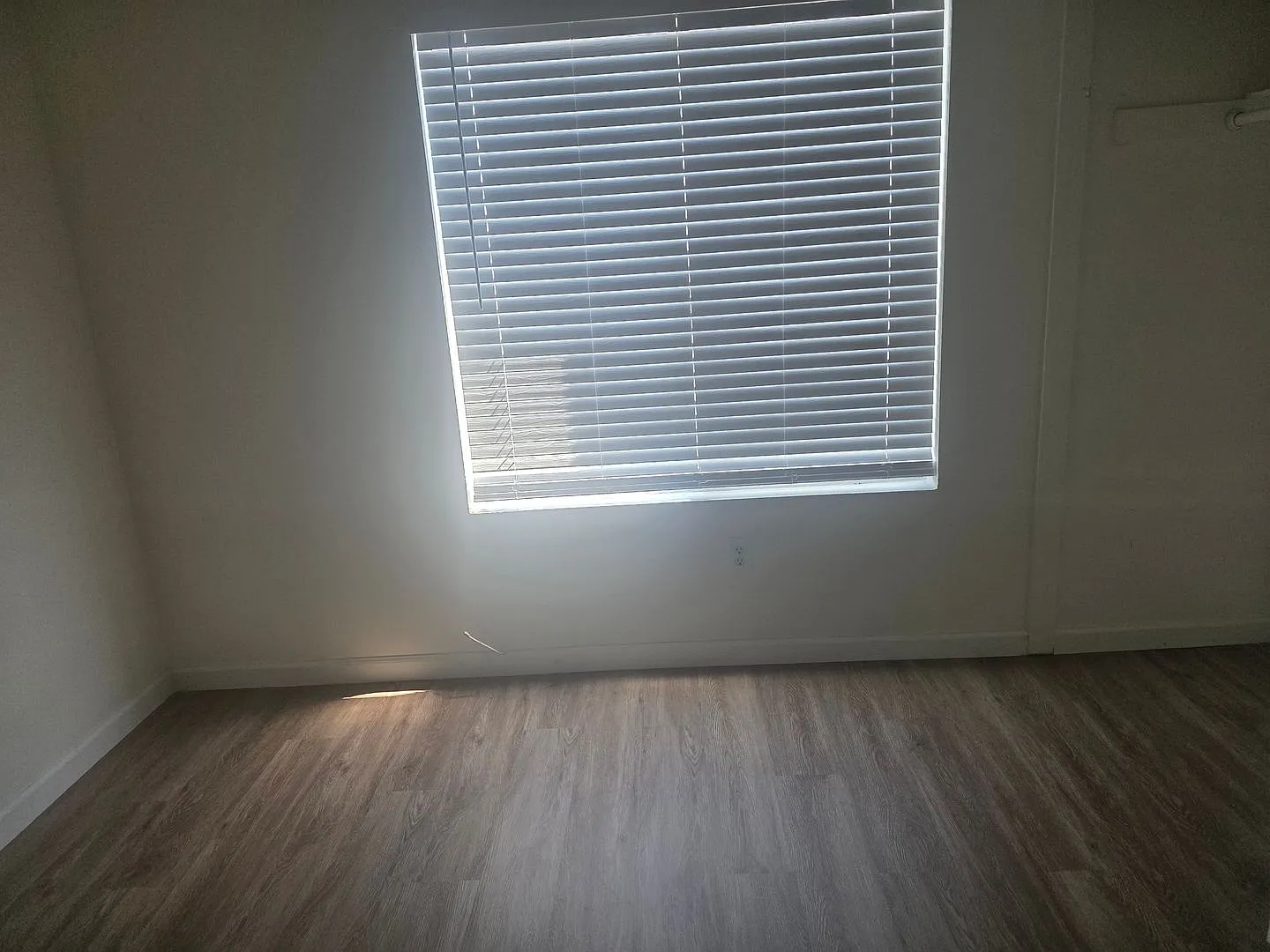 SW- condo 3bed-1.5bath — Photo 4