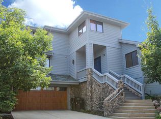 3917 Promontory Ct, Boulder, CO 80304