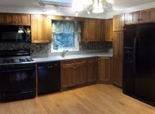 3 David Dr, Raymond, NH 03077