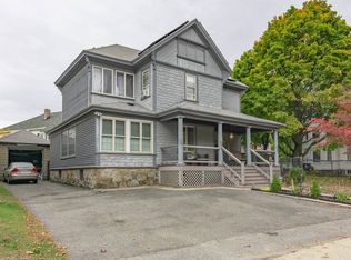 560 Andover St, Lawrence, MA 01843