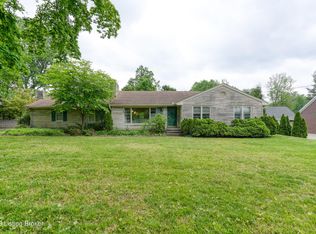 4216 Rudy Ln, Saint Matthews, KY 40207